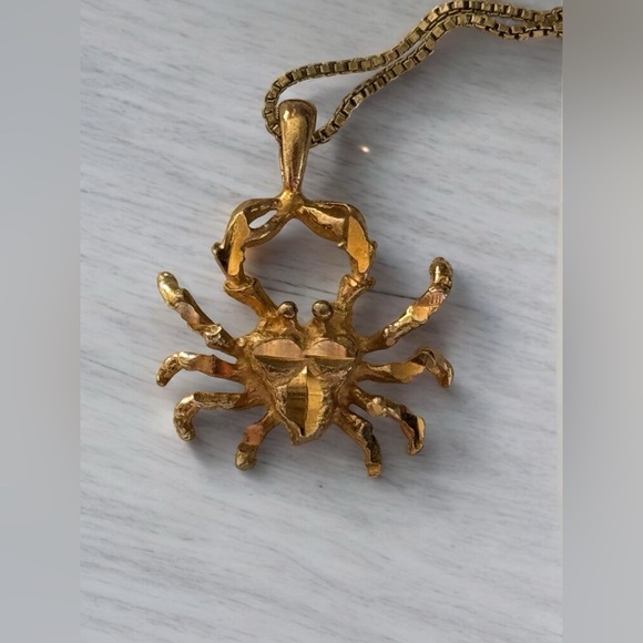 Vintage Gold Crab Zodiac Necklace – Cancer Pendant, Gold-Filled Look, 17” Chain - Picture 7 of 9